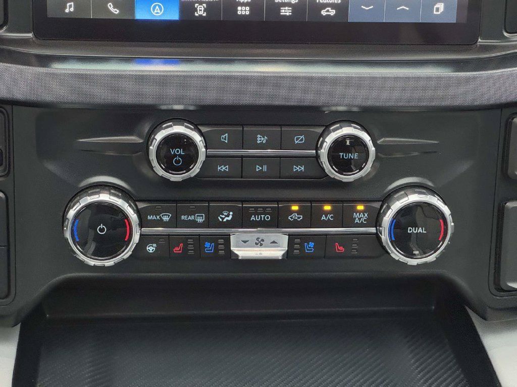 Used 2023 Ford F450 Limited w/ FX4 Off-Road Package AWD/4WD image 5