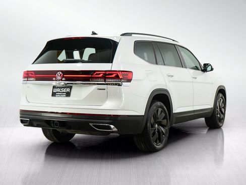 Used 2026 Volkswagen Atlas SE AWD/4WD image 5