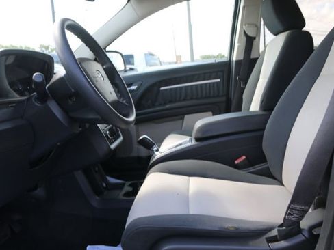 Used 2009 Dodge Journey SXT w/ Flexible Seating Group image 4