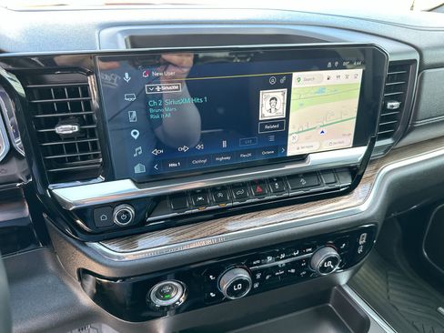 Used 2023 Chevrolet Silverado 1500 RST image 16