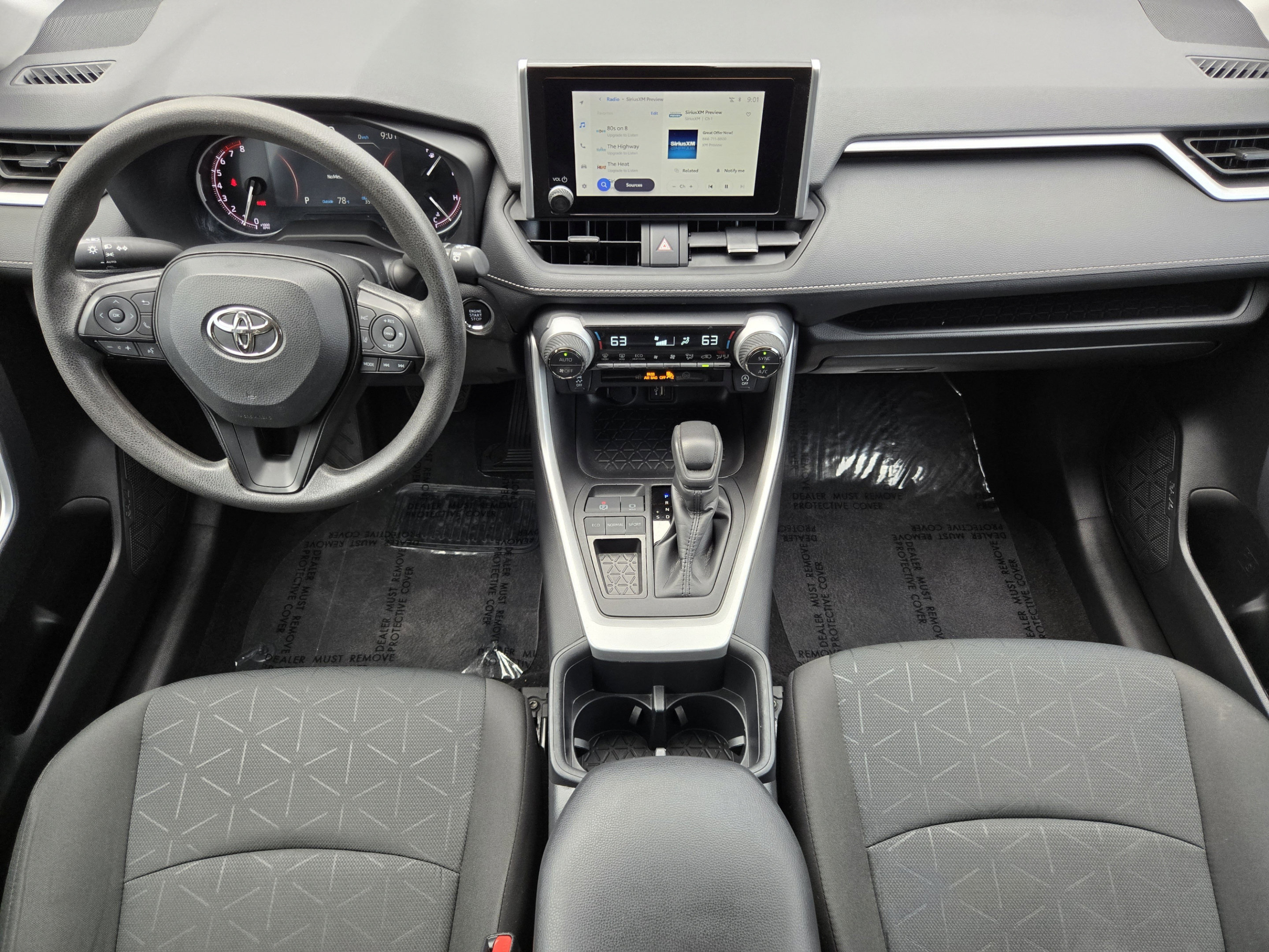 Used 2025 Toyota RAV4 XLE FWD image 22