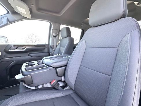 Used 2024 GMC Sierra 1500 Elevation image 23