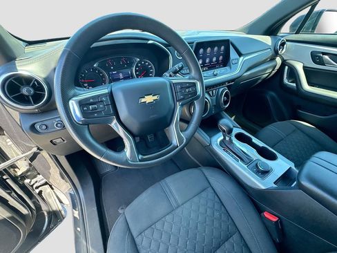 Used 2022 Chevrolet Blazer LT image 9