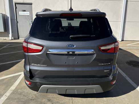 Used 2018 Ford EcoSport Titanium image 9