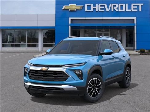 New 2026 Chevrolet TrailBlazer LT w/ Convenience Package FWD image 6