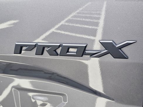 Used 2024 Nissan Frontier Pro-X RWD image 11