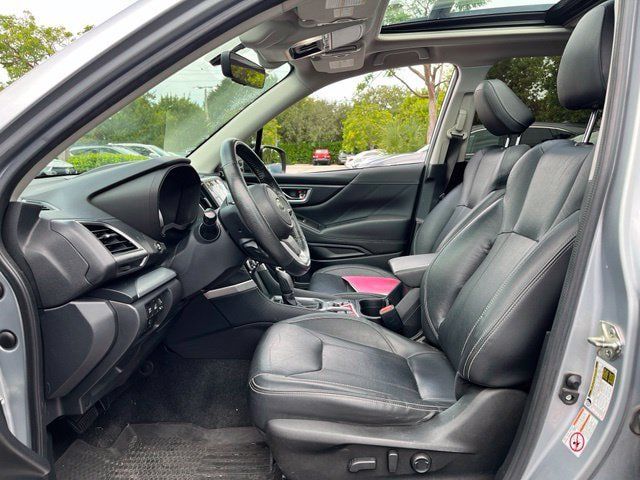 Used 2019 Subaru Forester Limited AWD/4WD image 6