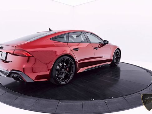 Used 2024 Audi RS 7 Performance AWD/4WD image 19