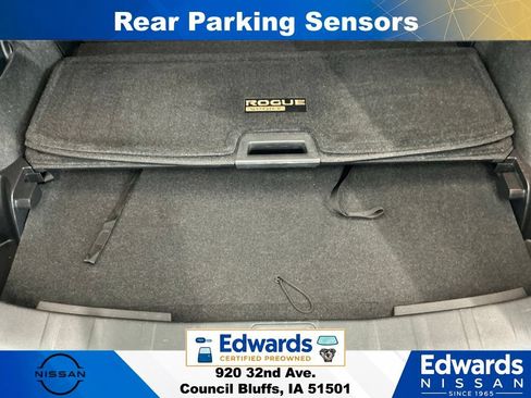 Used 2022 Nissan Rogue Sport SL AWD/4WD image 12
