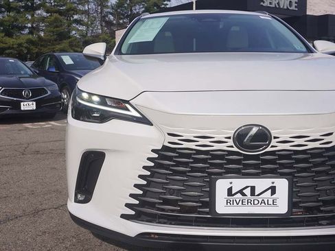 Used 2024 Lexus RX 350 Premium w/ Accessory Package (Z1) AWD/4WD image 14