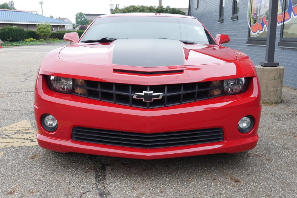 Used 2011 Chevrolet Camaro SS RWD image 29