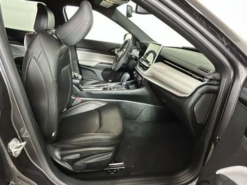 Used 2024 Jeep Compass Limited AWD/4WD image 31