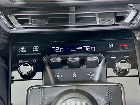 Used 2024 Porsche 911 Carrera T image 17