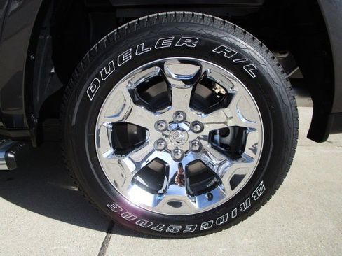 New 2026 RAM 1500 Big Horn AWD/4WD image 9