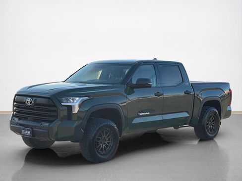 Used 2023 Toyota Tundra SR5 w/ SR5 Convenience Package image 3