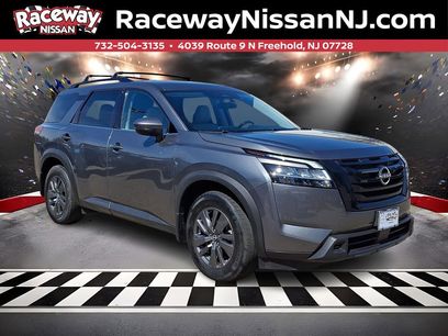 Certified 2022 Nissan Pathfinder SV w/ SV Black Package