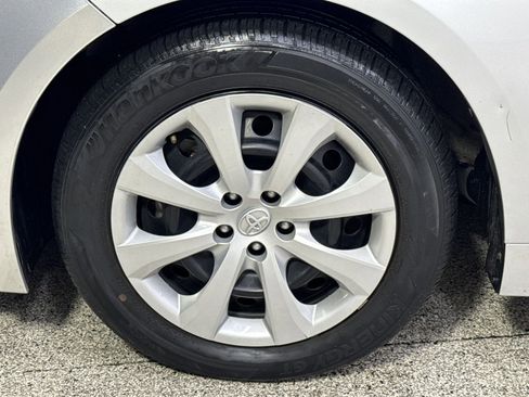 Used 2023 Toyota Corolla LE image 16