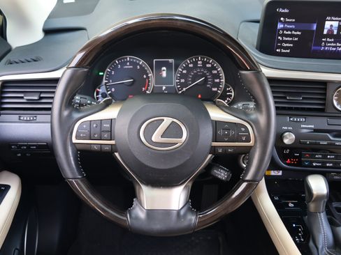 Used 2022 Lexus RX 350L Luxury w/ Accessory Package (Z1) FWD image 17