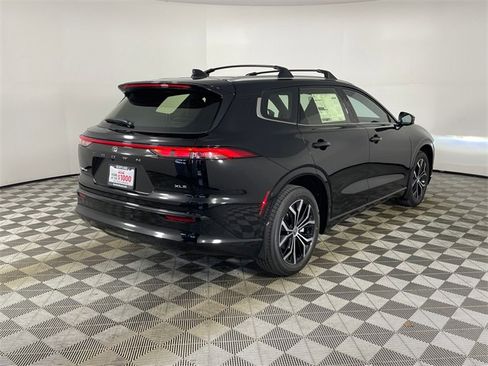 New 2026 Toyota Crown Signia image 6