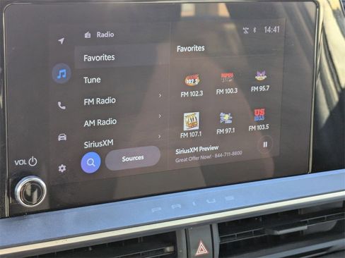 Used 2024 Toyota Prius LE image 19