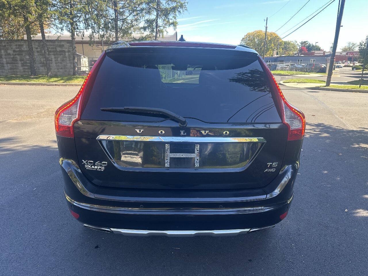 Used 2015 Volvo XC60 T5 AWD/4WD image 7