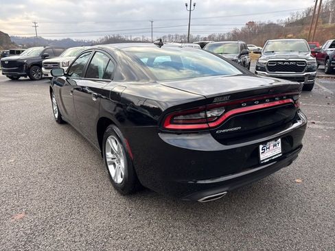 Used 2023 Dodge Charger SXT image 5