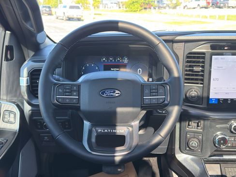 Used 2025 Ford F150 Platinum AWD/4WD image 33