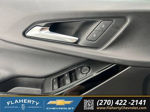 Used 2025 Chevrolet Equinox LT FWD image 20