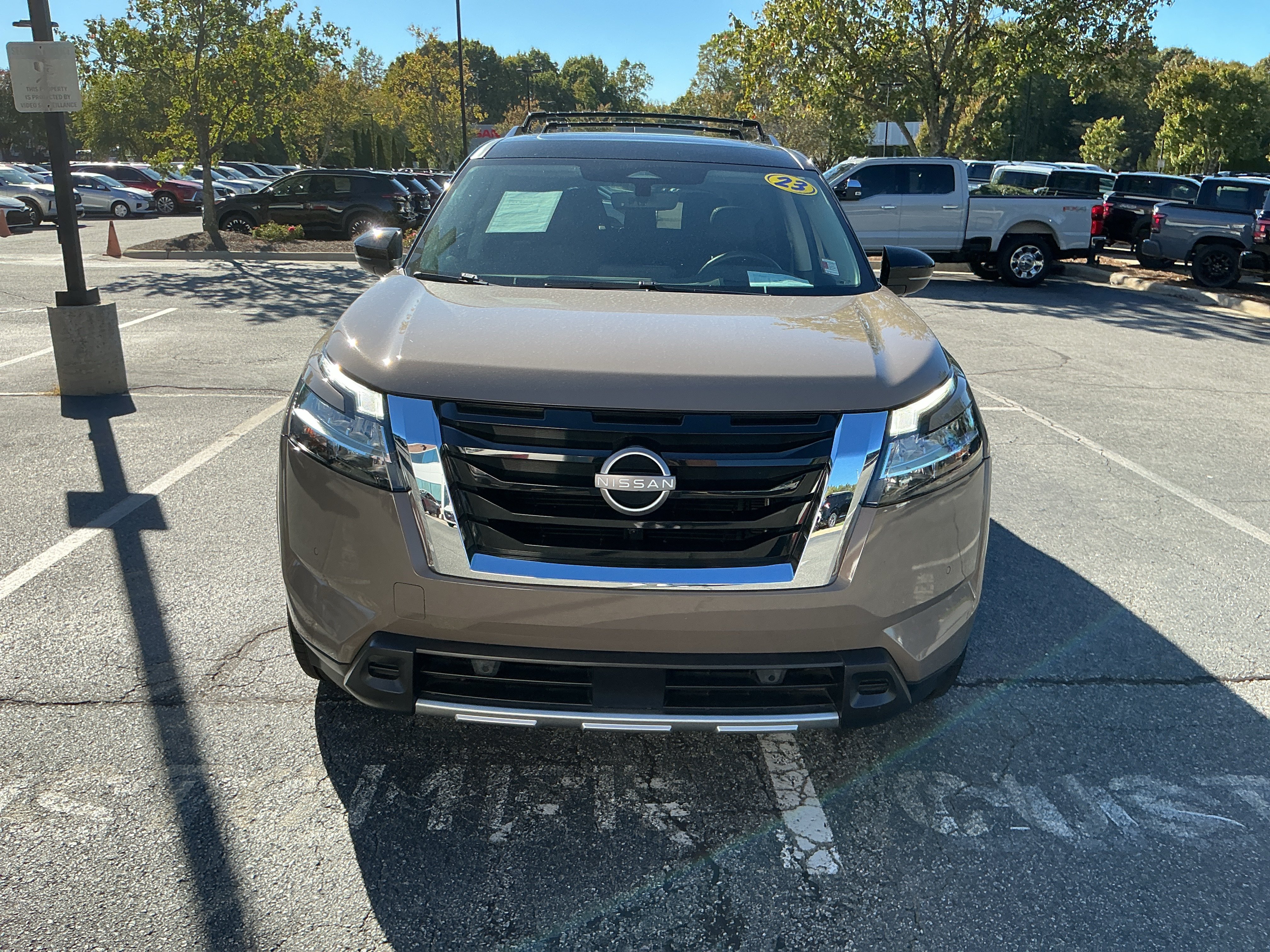 Certified 2023 Nissan Pathfinder Platinum AWD/4WD image 6