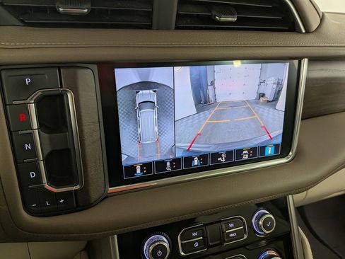 Certified 2021 GMC Yukon Denali w/ Denali Premium Package image 31