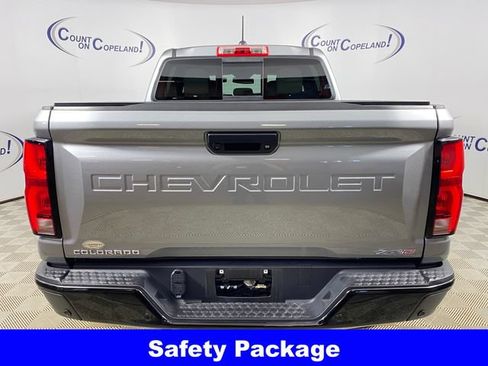 Certified 2024 Chevrolet Colorado ZR2 w/ Technology Package AWD/4WD image 5