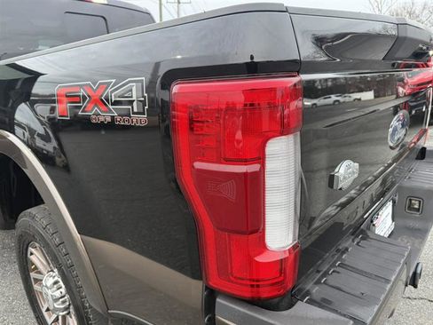 Used 2017 Ford F250 King Ranch w/ King Ranch Ultimate Package image 11