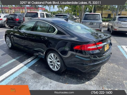 Used 2013 Jaguar XF 3.0 image 8