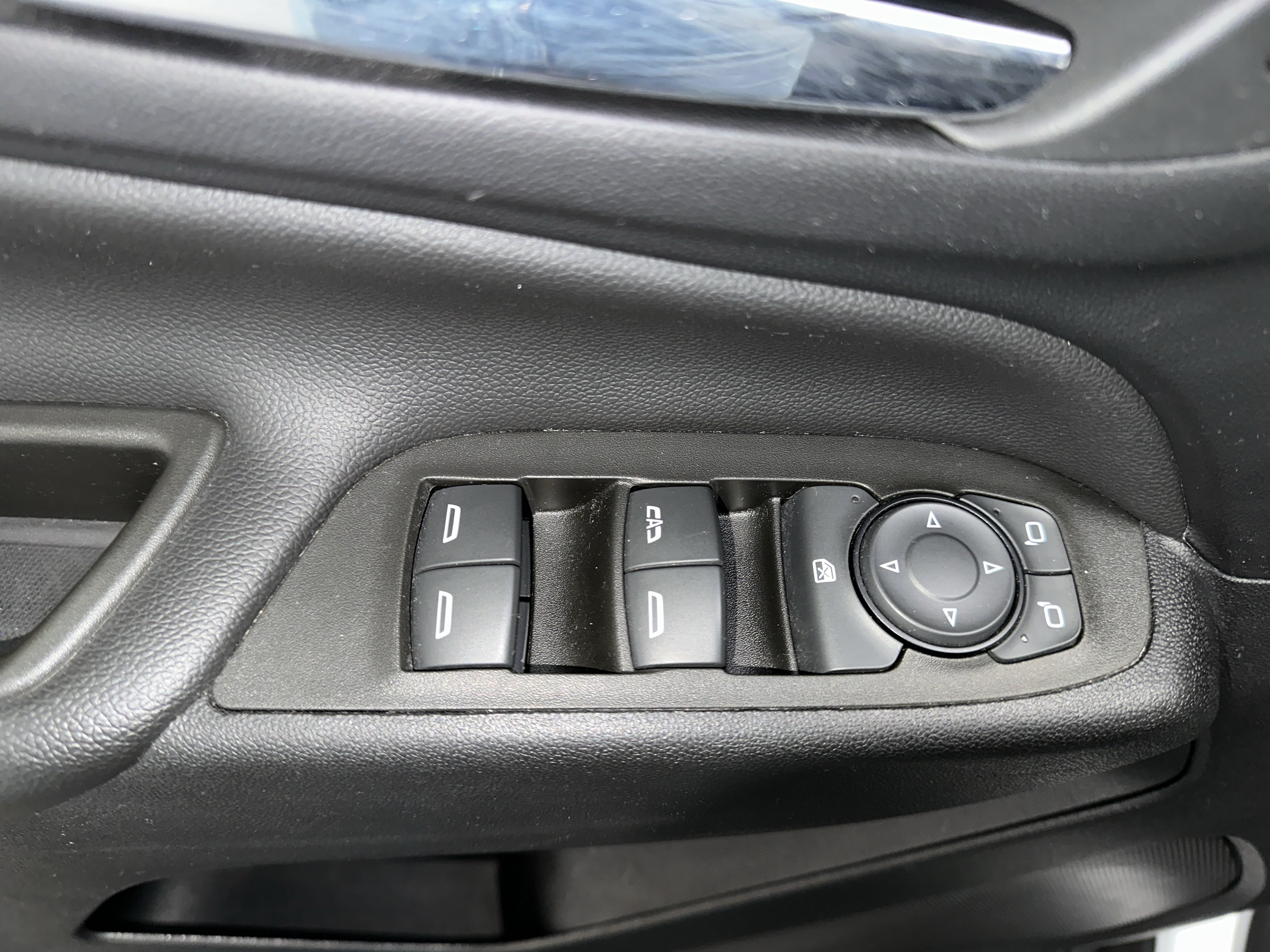 Used 2023 Chevrolet Equinox LT w/ LPO, Floor Liner Package AWD/4WD image 20