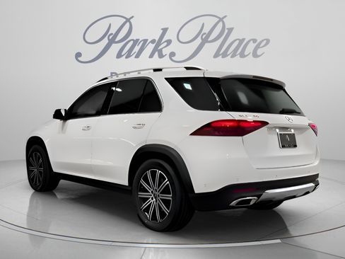 Certified 2025 Mercedes-Benz GLE 450 4MATIC image 5