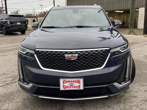 Used 2025 Cadillac XT6 Premium Luxury image 27