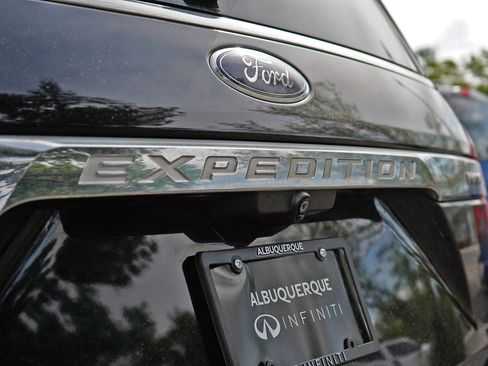 Used 2019 Ford Expedition Max XLT AWD/4WD image 13