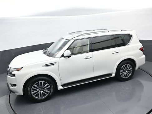 Used 2023 Nissan Armada SL w/ Captain's Chairs Package AWD/4WD image 33