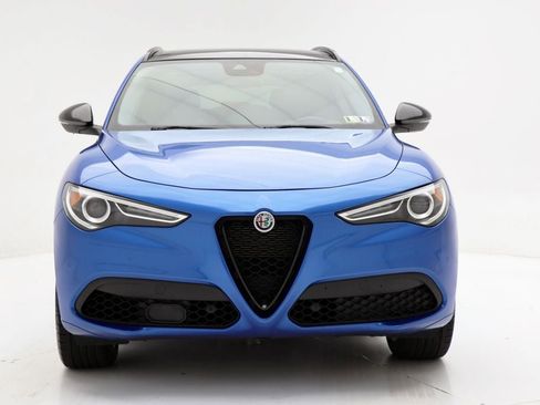 Used 2021 Alfa Romeo Stelvio Ti w/ Nero Edizione image 4