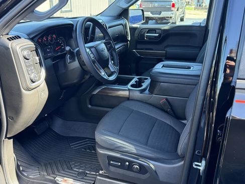 Used 2022 Chevrolet Silverado 1500 LT Trail Boss w/ Bed Protection Package image 7