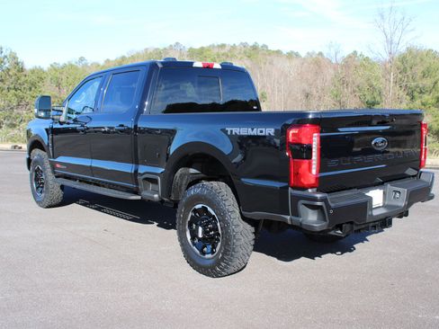 New 2026 Ford F250 Lariat w/ Tremor Off-Road Package image 12