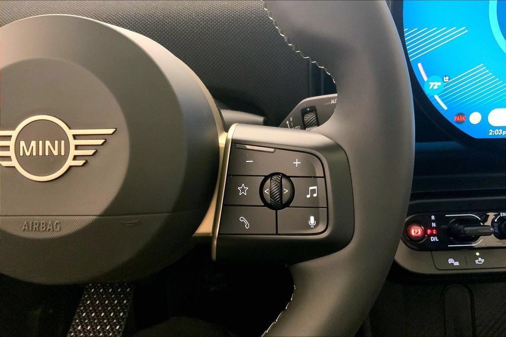 Used 2025 MINI Cooper S FWD image 19