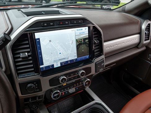 Used 2022 Ford F450 King Ranch w/ King Ranch Ultimate Package AWD/4WD image 13