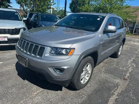 Used 2016 Jeep Grand Cherokee Laredo w/ Quick Order Package 23E AWD/4WD image 1
