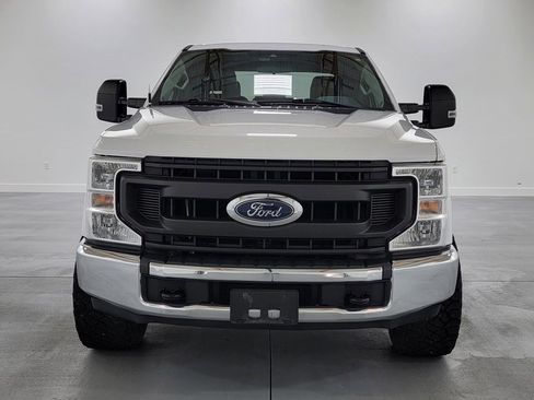 Used 2020 Ford F250 XL w/ Power Equipment Group AWD/4WD image 2