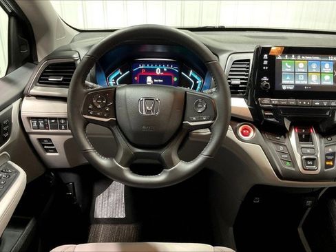 Used 2024 Honda Odyssey EX-L image 5