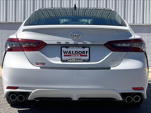 Used 2023 Toyota Camry XSE image 5