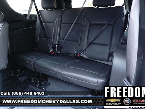 Certified 2023 Chevrolet Suburban Z71 w/ Luxury Package image 10