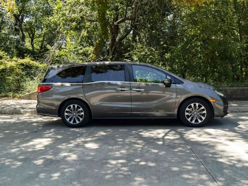 Used 2022 Honda Odyssey EX-L image 10