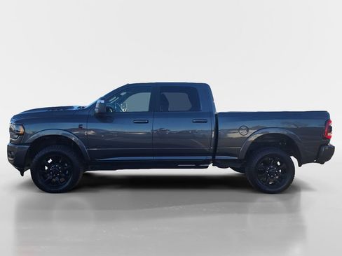 Used 2023 RAM 2500 Limited image 2